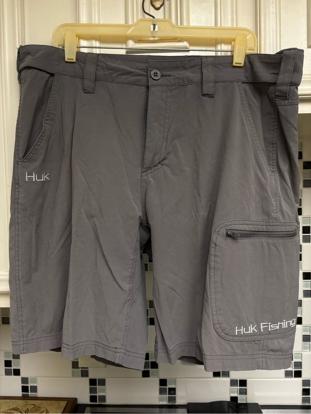 Huk Performance Fishing Shorts. Men’s Size XL.